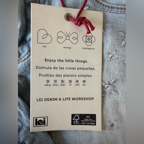 Lei kids  Embroidered Light Blue Jean Shorts - Picture 2 of 7